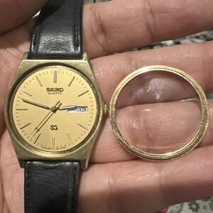 Working Seiko SQ Watch Men 33mm Champagne Dial Gold Tone Daydate Read Descrption